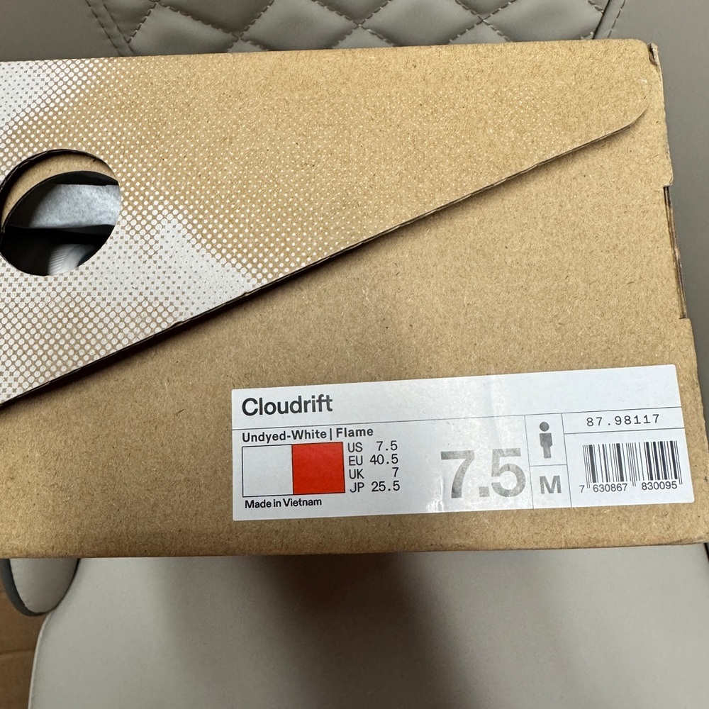 Cloudrift Men's Athletic Shoes - White and Red - Picture 5 of 5